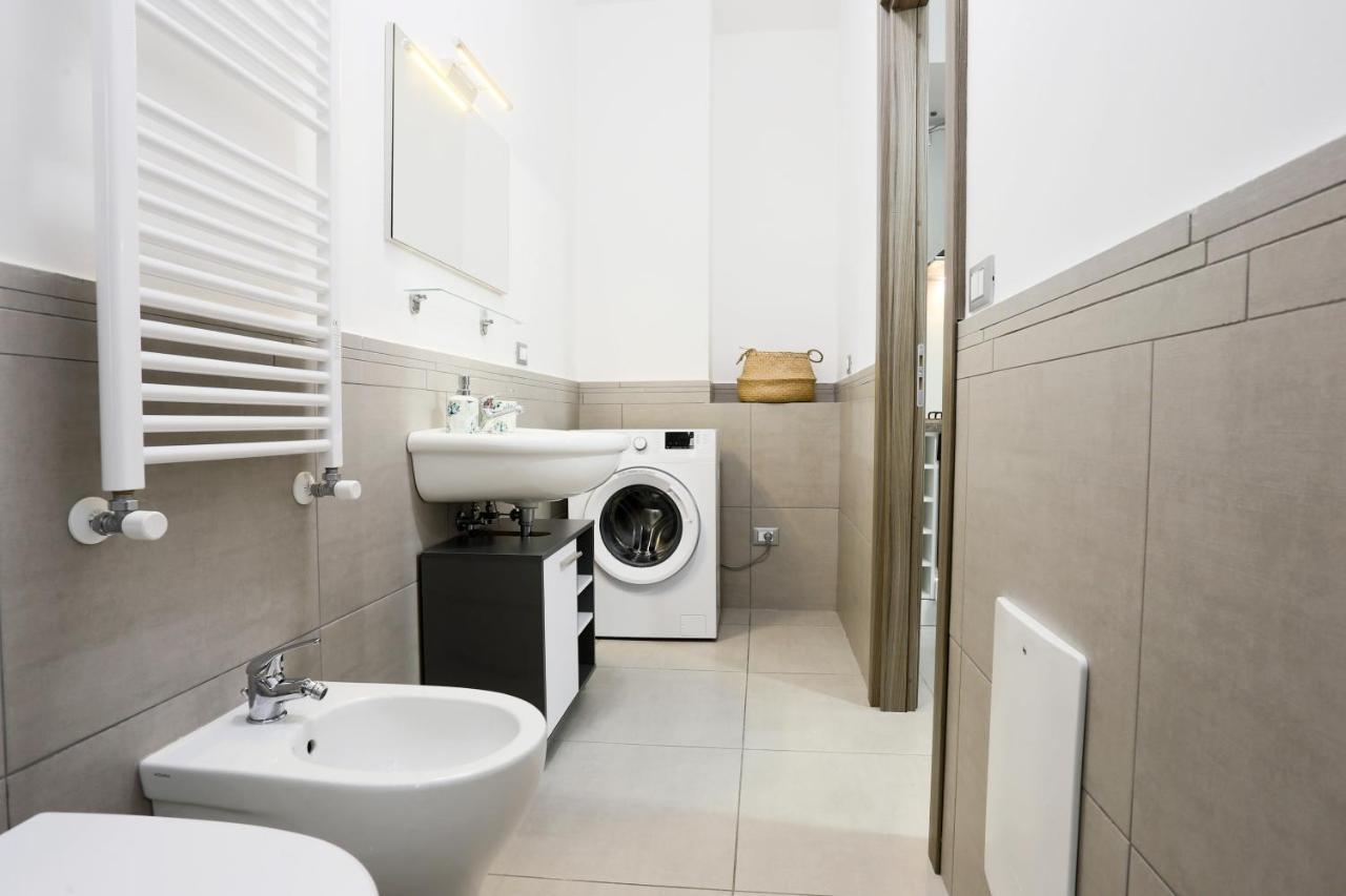 Le Stanze Di Mami Apartment Salerno Bagian luar foto